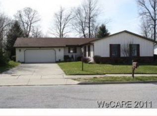 1735 Benham Dr, Lima, OH