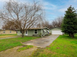 448 W Greenway Ave, Turlock, CA 95380