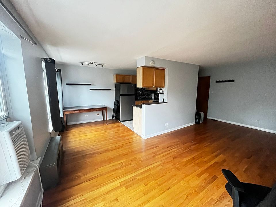 1st image of 2424 W Estes Ave APT 3F