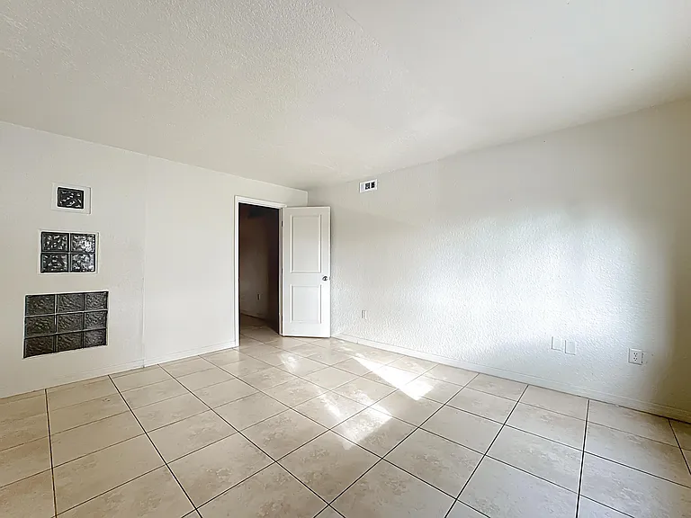 1928 Conway Rd #33 — Photo 11