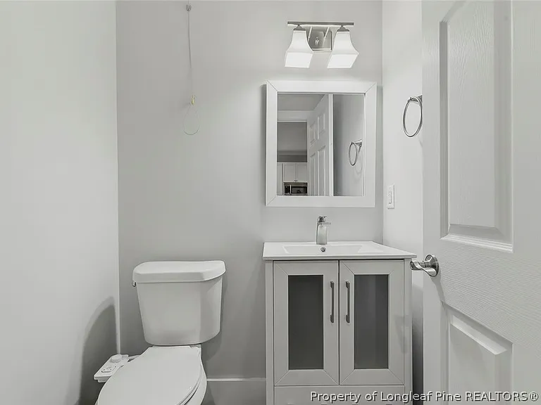 407 W Mooring — Photo 10