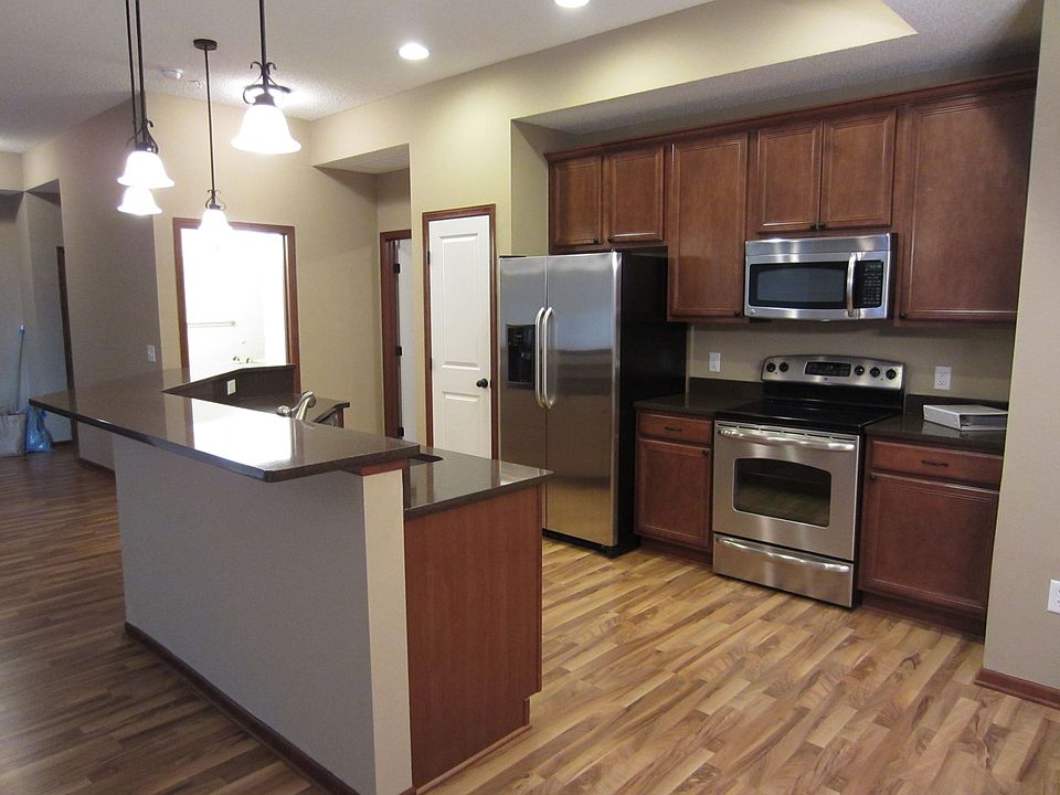 1st image of 1846 Plymouth Ln Unit 102