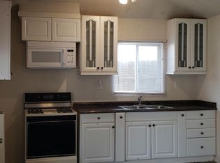 596 W Stuart Ave #102, Clovis, CA