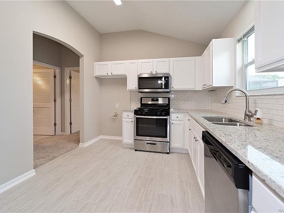 4th image of 3024 Sandy Ln