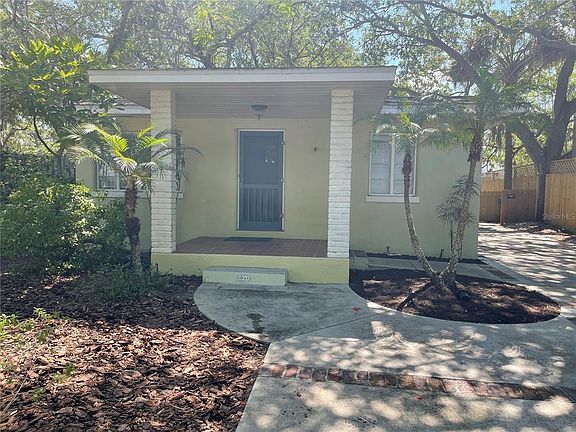2nd image of 3543 Camino Real