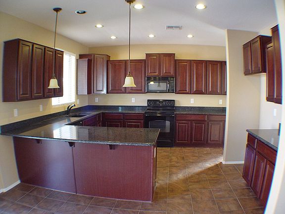 3rd image of 43280 W Wallner Dr