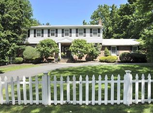 302 Rivervale Rd, River Vale, NJ 07675