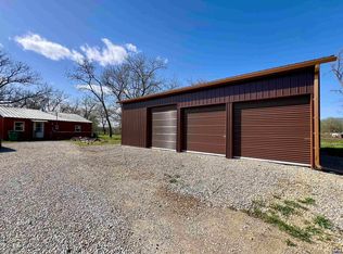 16377 S Ratner Rd, Overbrook, KS 66524