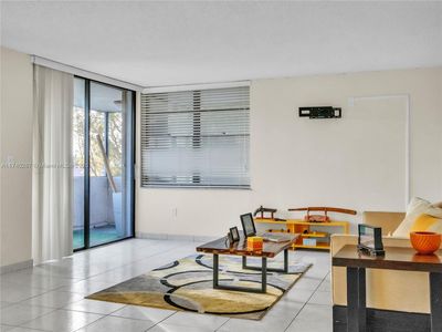 10850 N Kendall Dr APT 303, Miami, FL, 33176