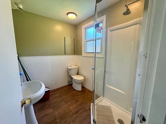 5th image of 649 East St #2