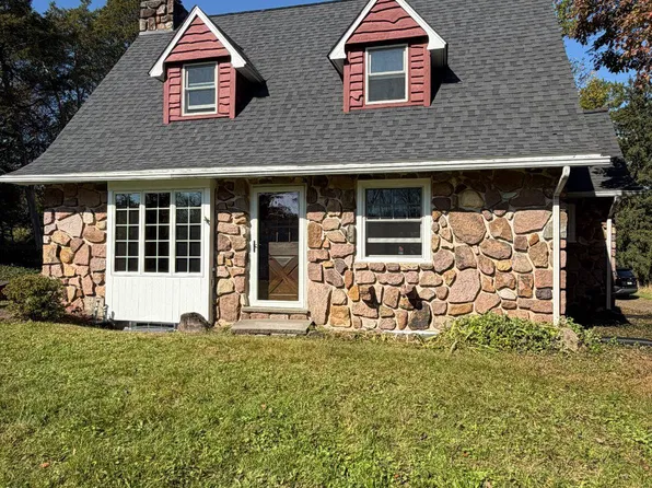 311 E 7th Ave, Trappe, PA 19426