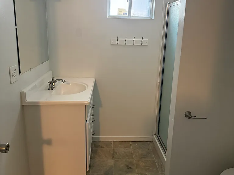 6478 S 2200 W — Photo 6
