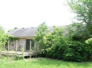 690 Cherry Ln, La Grange, KY 40031