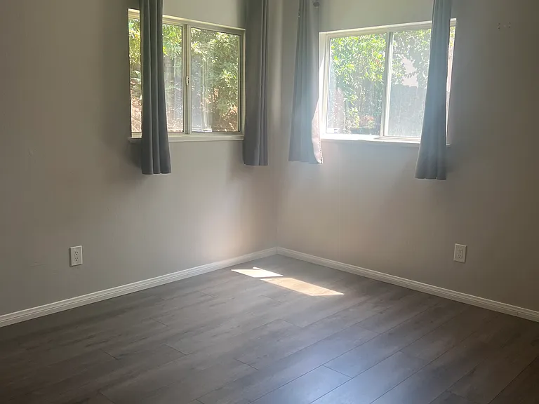 1545 Sweetwater Ln — Photo 11
