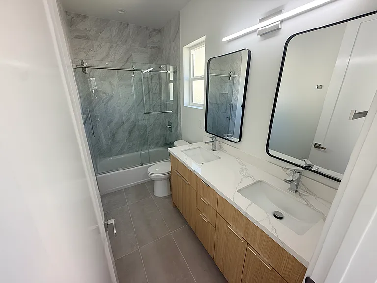 3555 E Green St — Photo 5