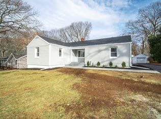 45 Leffert Rd, Trumbull, CT 06611