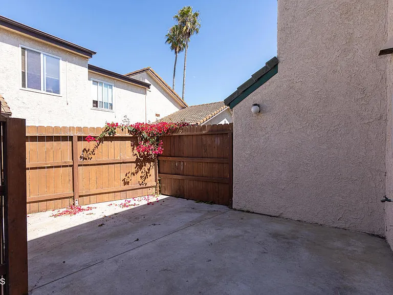 4939 Nautilus St #C — Photo 6