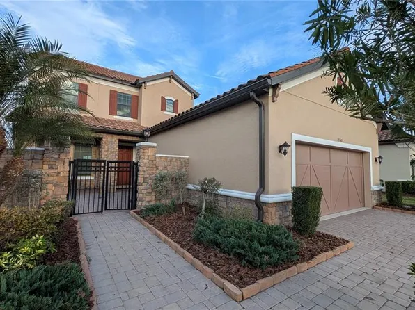 8530 Grand Alberato Rd, Tampa, FL 33647