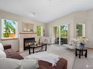 1707 NW 59th St APT 302, Seattle, WA 98107