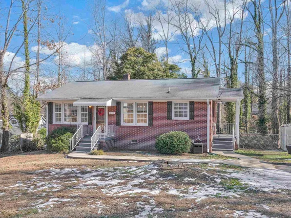 210 Forest Dr, Travelers Rest, SC 29690