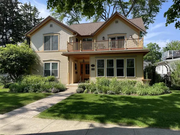 1115 Geneva STREET, Lake Geneva, WI 53147