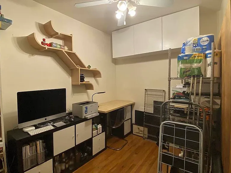 93 Allen St #2 — Photo 8