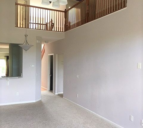 5th image of 654 Terrace Hill Trl
