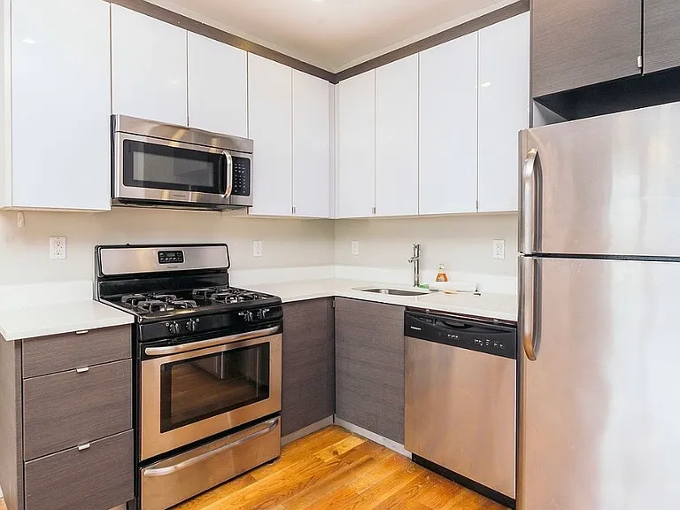 96 Diamond St #2F — Photo 1