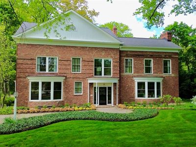 18115 Shaker Blvd, Shaker Heights, OH, 44120