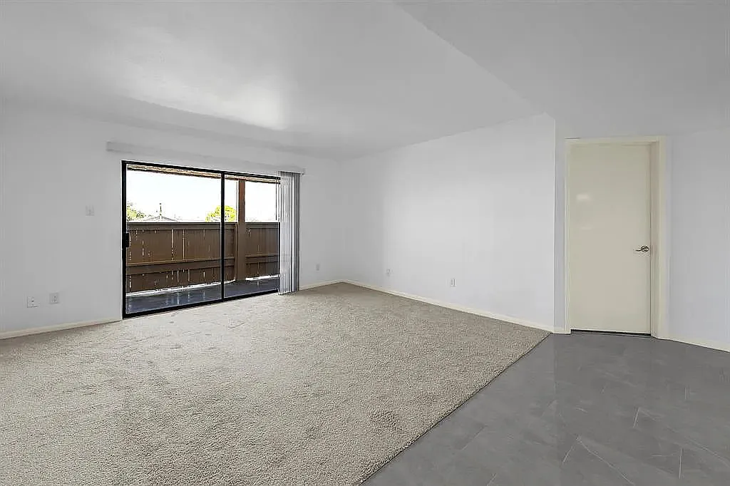 2 bed, 1092 sqft, $1,500 — Photo 2
