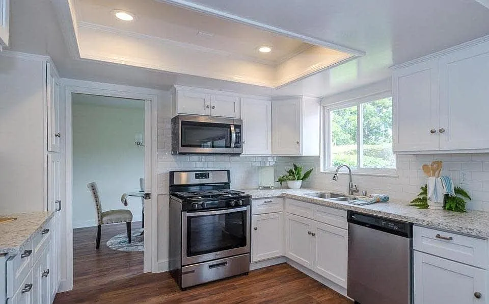 3 bed, 1656 sqft, $3,200 — Photo 3