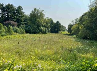 51754 Quince Rd, South Bend, IN 46628