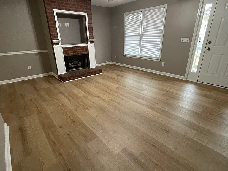 25 Cathedral Hts — Photo 2