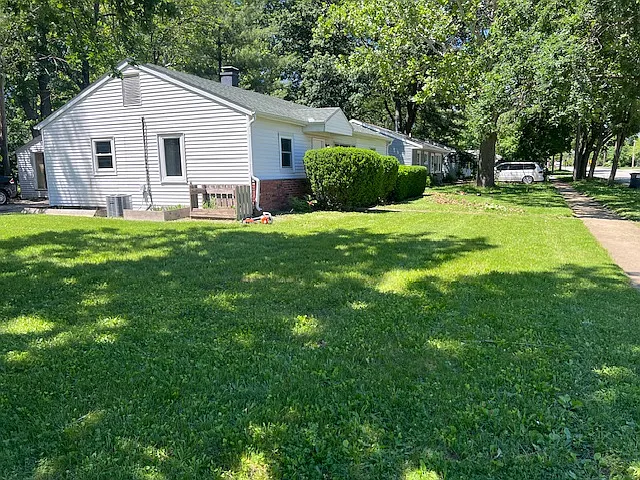2 bed, 800 sqft, $1,200 — Photo 2