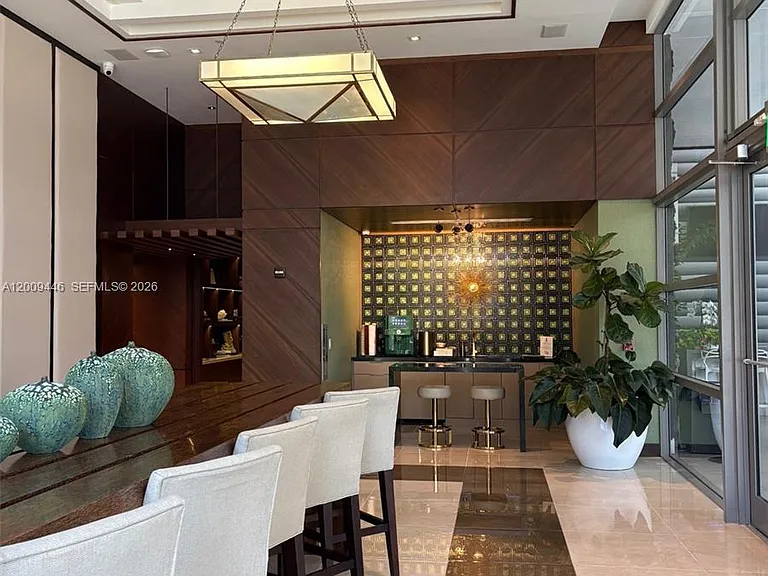 5875 Collins Ave #708 — Photo 30