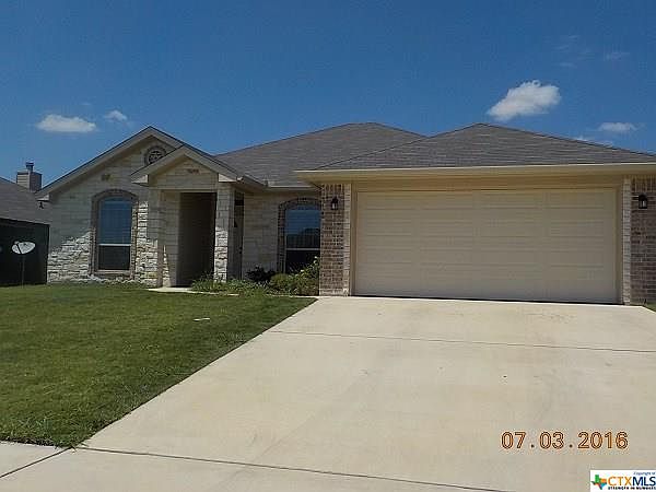 1st image of 707 W Gemini Ln