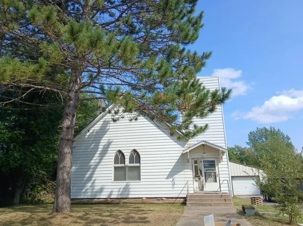711 Tobin Ave, Channing, MI 49815