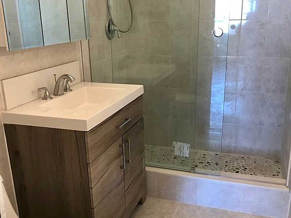 3rd image of 2100 Linwood Ave APT 12T