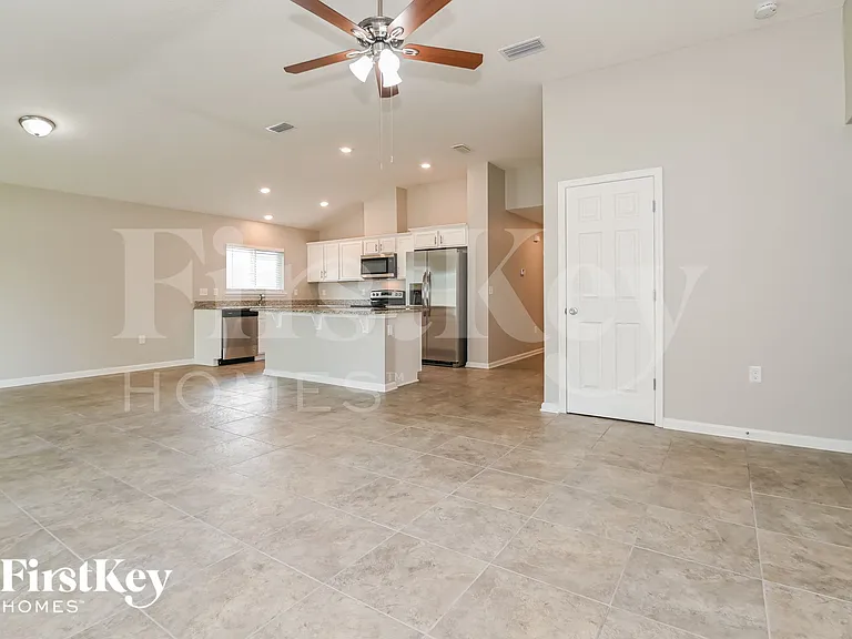 12393 Sea Island Dr — Photo 4