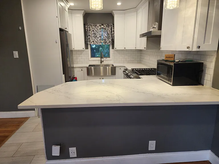 33 Oak St #2 — Photo 14