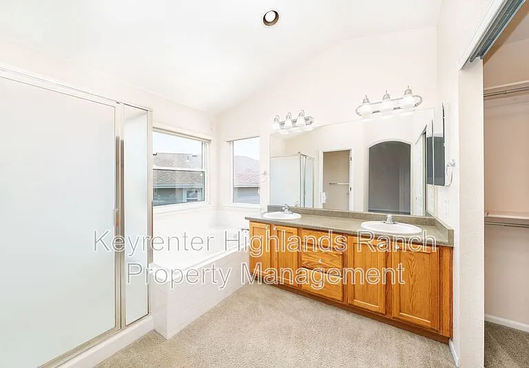 10227 Bentwood Cir — Photo 14