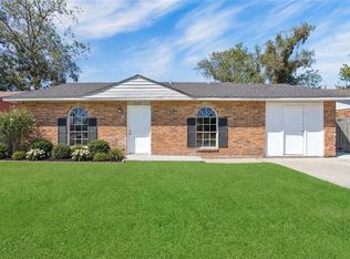 357 Capitol Dr, Avondale, LA 70094