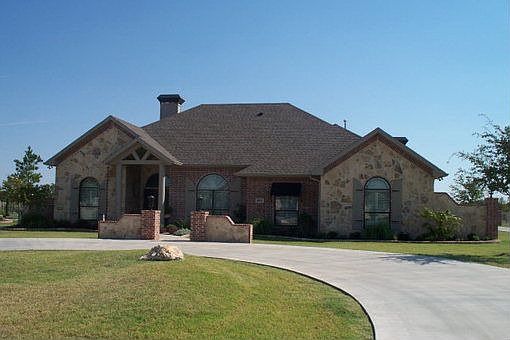 1st image of 1613 Stonetrail Dr