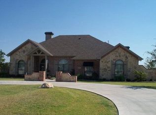 1613 Stonetrail Dr, San Angelo, TX 76904