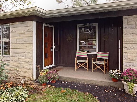 2nd image of 5831 Cadillac Dr