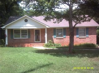 6700 Woodstock Dr, Charlotte, NC 28210