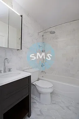 Rented by Space Marketing Shop | media 3