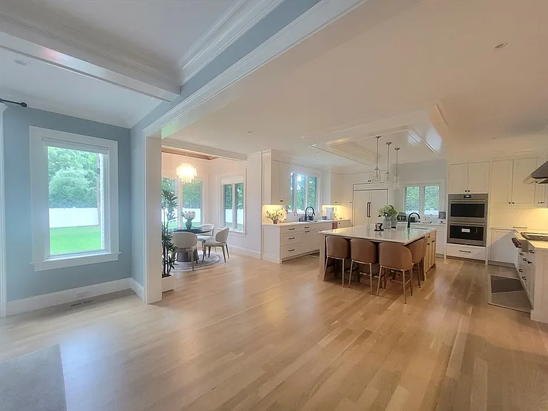 86 Parker Rd — Photo 11