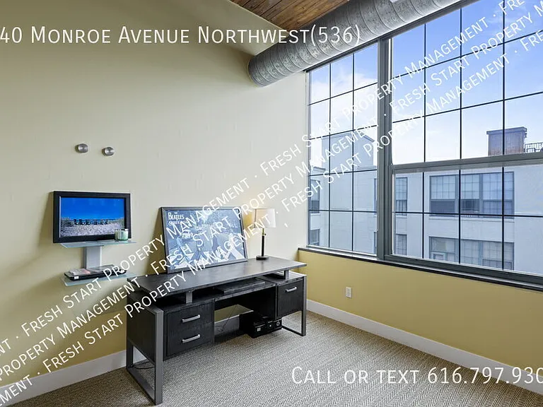 940 Monroe Ave NW #536 — Photo 17