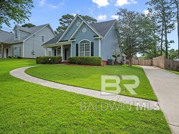 1011 Pinemont Dr, Mobile, AL 36609